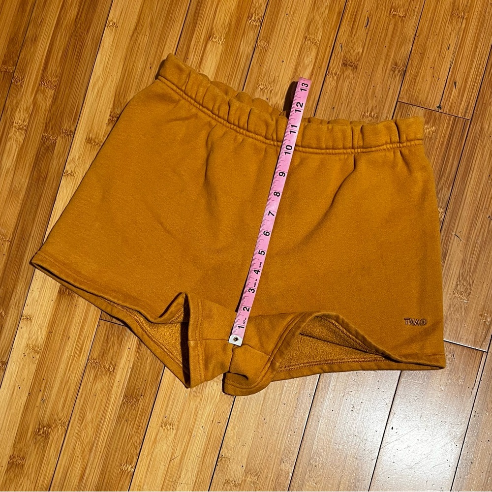 Aritzia TNA Cozy Fleece Perfect Fit Shorts Size M - Picture 12 of 14